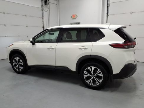 Used 2021 Nissan Rogue SV FWD image 6