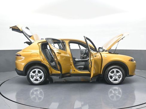 Used 2024 Dodge Hornet GT image 71
