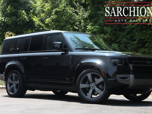 Used 2024 Land Rover Defender 130 V8 image 13