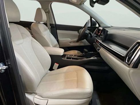 Used 2025 Kia Sorento S AWD/4WD image 24