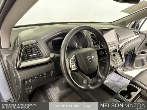 Used 2024 Honda Odyssey Touring image 32