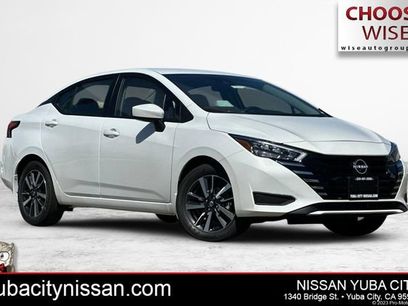 New 2025 Nissan Versa SV w/ Trunk Package