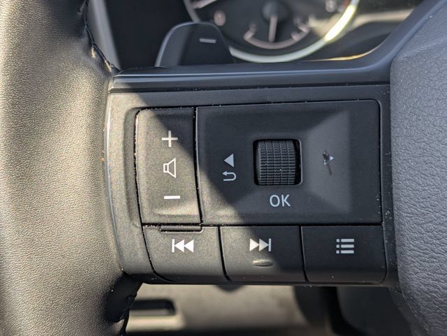 Used 2025 Nissan Rogue SV FWD image 26