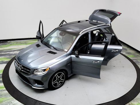 Used 2017 Mercedes-Benz GLE 43 AMG 4MATIC image 37