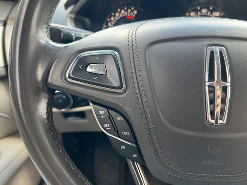 Used 2018 Lincoln MKZ Select w/ Select Plus Package FWD image 22