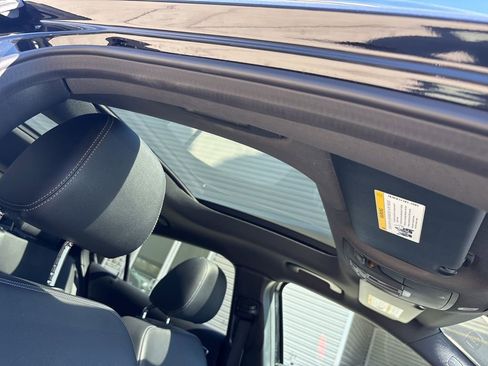 Used 2020 Mercedes-Benz GLA 250 4MATIC image 18