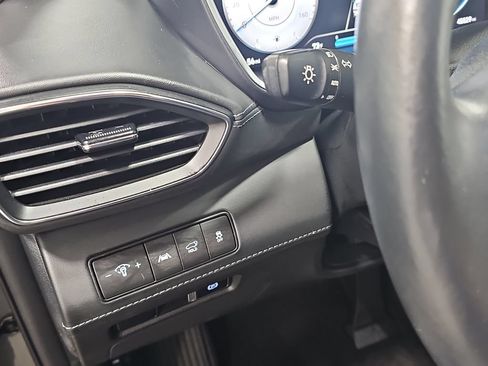 Used 2022 Hyundai Santa Fe Limited AWD/4WD image 28
