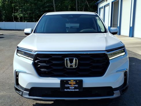 Certified 2024 Honda Pilot EX-L image 2