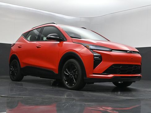 New 2027 Chevrolet Bolt RS w/ Technology Package FWD image 37