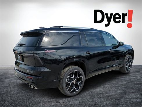 New 2026 Chevrolet Traverse High Country image 3