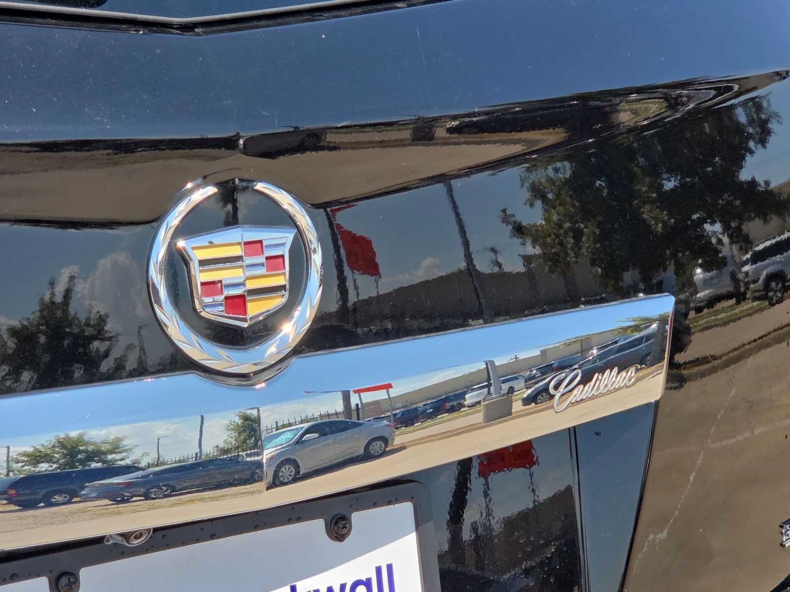 Used 2014 Cadillac SRX Performance w/ Driver Awareness Package FWD image 12