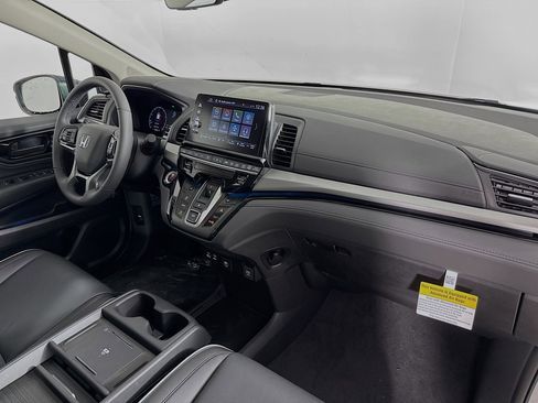 New 2026 Honda Odyssey Touring image 40