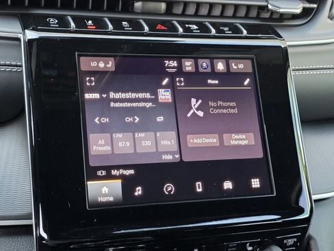 New 2025 Jeep Grand Cherokee L Altitude AWD/4WD image 21