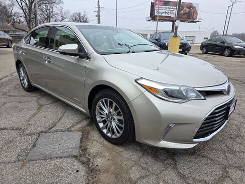 Used 2018 Toyota Avalon Limited image 48