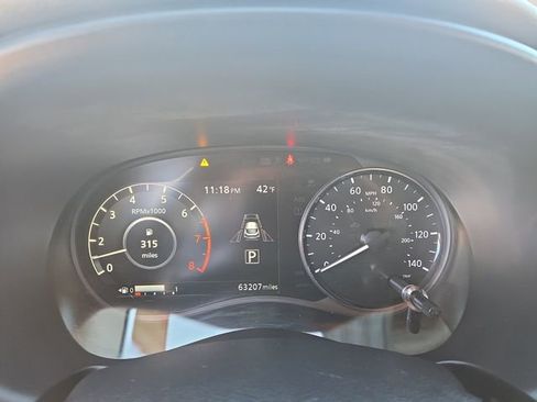 Used 2023 Nissan Kicks SV image 18