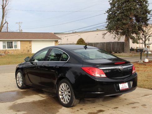 Used 2012 Buick Regal Leather image 7
