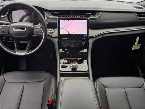 New 2025 Jeep Grand Cherokee L Limited w/ Trailer Tow Package image 15