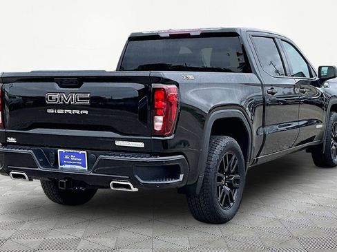 Used 2025 GMC Sierra 1500 Elevation w/ X31 Off-Road Package AWD/4WD image 2