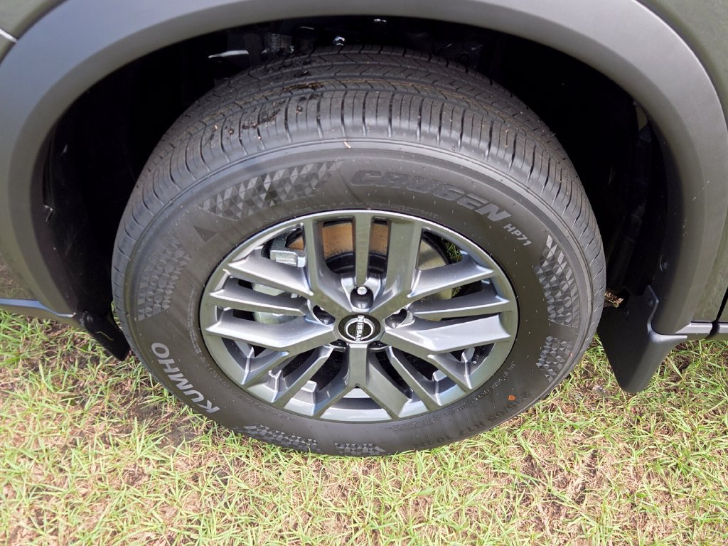 New 2027 Nissan Rogue S FWD image 3