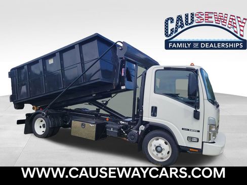 Used 2024 Isuzu NQR image 1