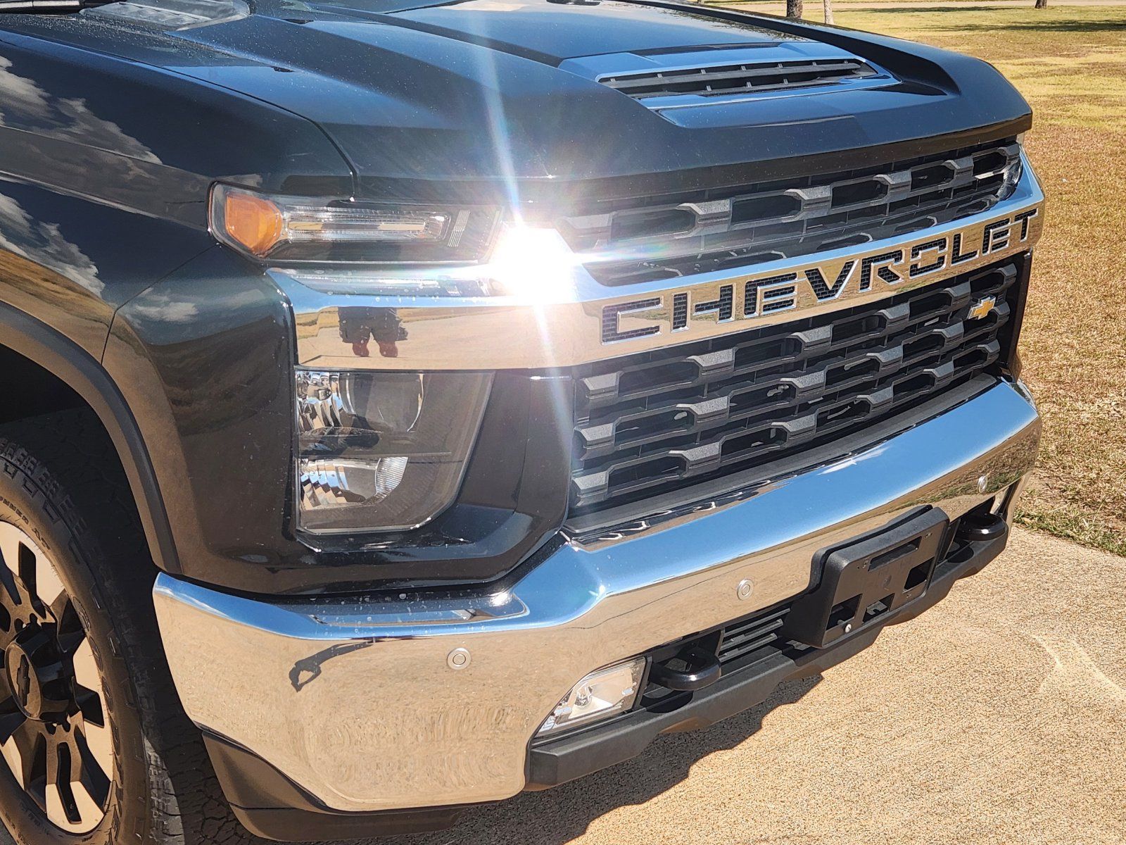 Used 2020 Chevrolet Silverado 2500 LT w/ Texas Edition RWD image 12