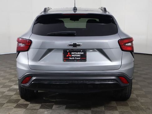 Used 2024 Chevrolet Trax RS w/ Driver Confidence Package image 13