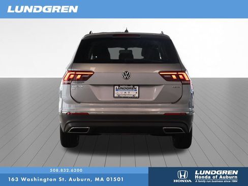 Used 2021 Volkswagen Tiguan SE AWD/4WD image 29