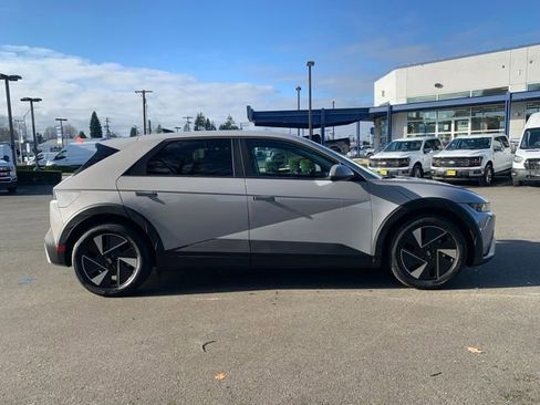 New 2026 Hyundai Ioniq 5 SEL image 8