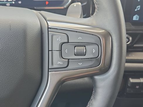 Certified 2023 Chevrolet Silverado 1500 ZR2 w/ Technology Package AWD/4WD image 21