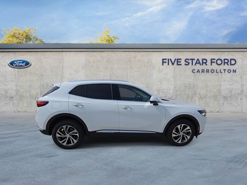 Used 2023 Buick Envision Essence image 9