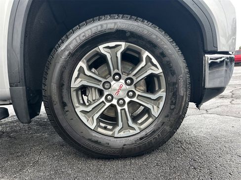Used 2019 GMC Sierra 1500 SLE w/ SLE Value Package image 13