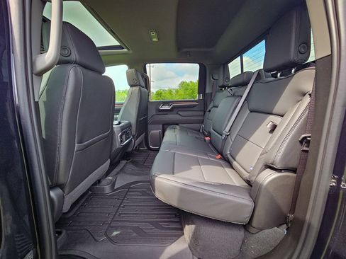 New 2026 GMC Sierra 2500 Denali w/ Denali Reserve Package AWD/4WD image 36