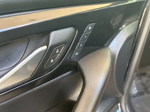 Used 2021 Chevrolet Blazer RS w/ Enhanced Convenience Package FWD image 46