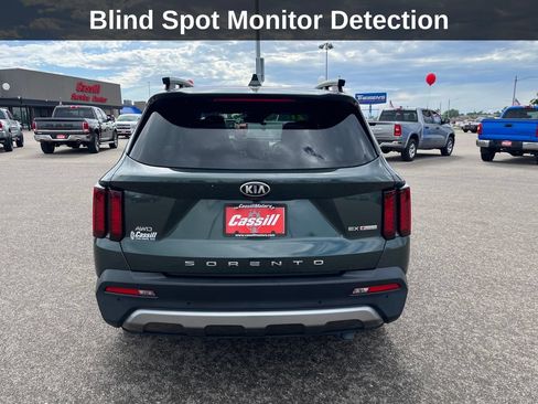 Used 2021 Kia Sorento EX w/ EX AWD X-Line Package image 5