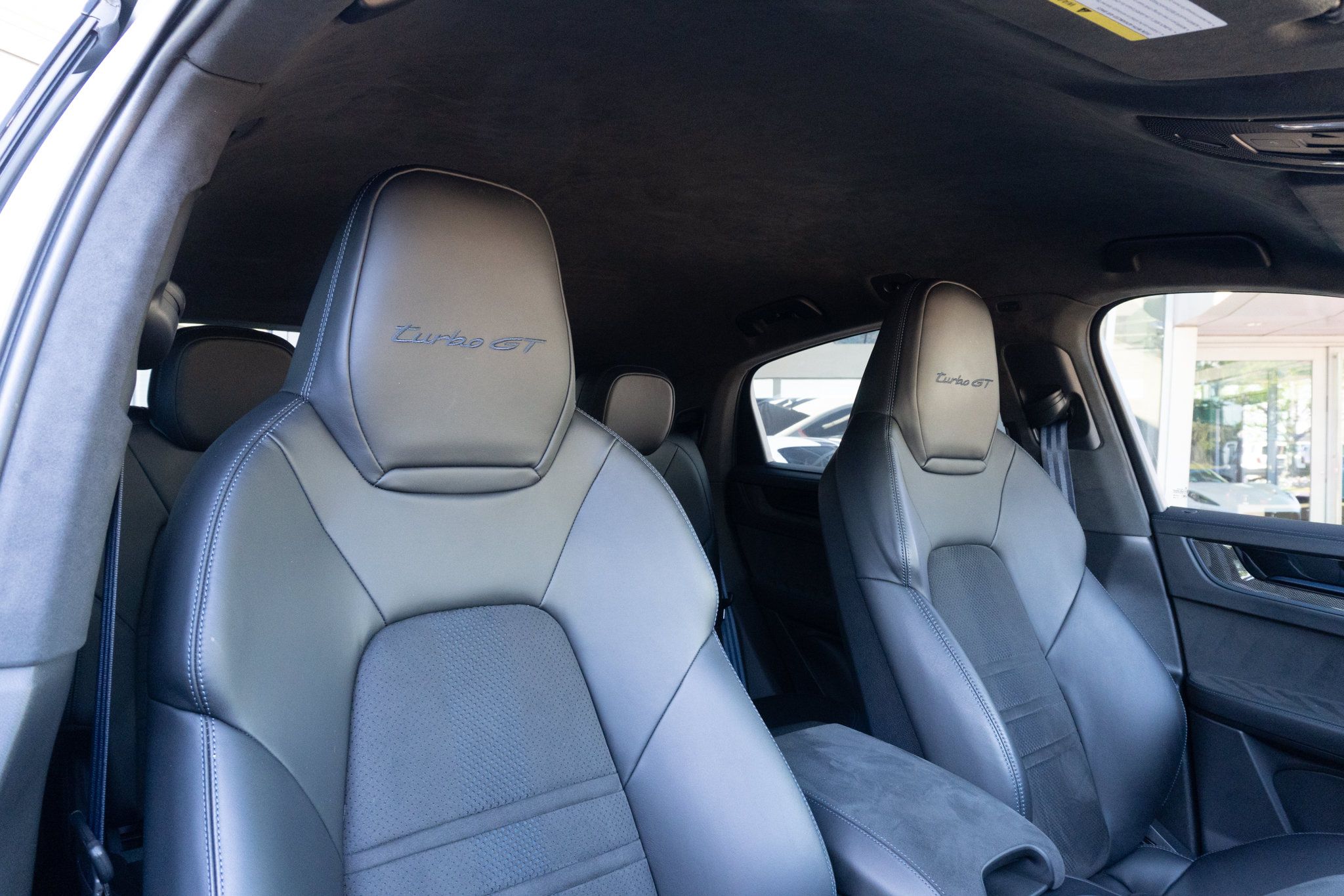 Used 2024 Porsche Cayenne Turbo GT AWD/4WD image 24