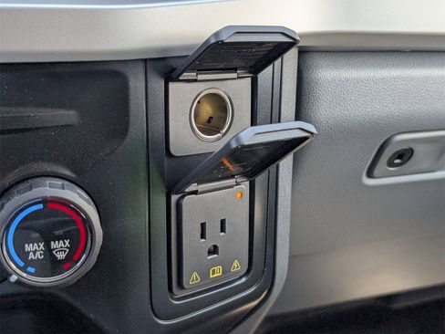 New 2025 Ford F350 XL w/ XL Chrome Package image 19