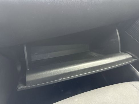 Used 2021 Toyota C-HR XLE image 24