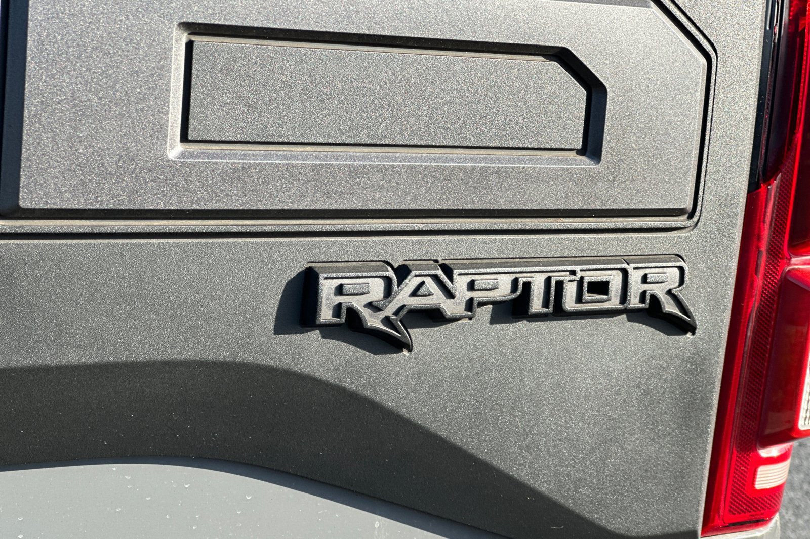 Used 2020 Ford F150 Raptor w/ Equipment Group 802A Luxury AWD/4WD image 24