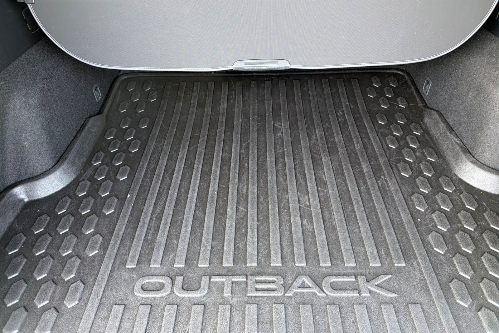 Used 2025 Subaru Outback Premium AWD/4WD image 12
