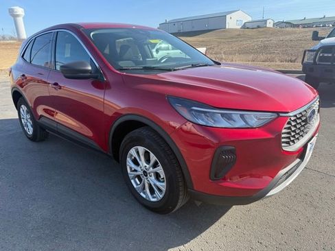 Used 2023 Ford Escape Active image 3