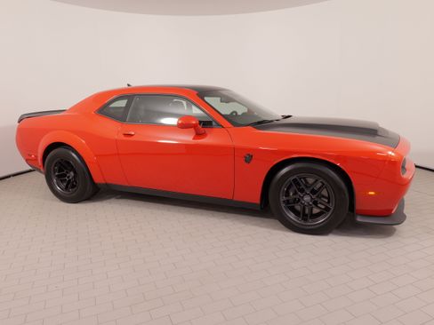 Used 2023 Dodge Challenger SRT Hellcat Redeye RWD image 12