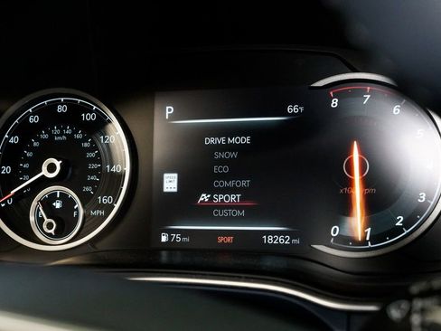 Used 2024 Genesis GV80 3.5T w/ Advanced Package image 22