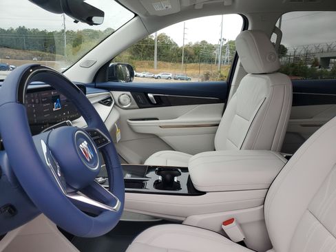 New 2026 Buick Enclave Avenir w/ Super Cruise Package image 16