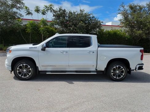 Used 2023 Chevrolet Silverado 1500 High Country w/ Z71 Off-Road Package image 7