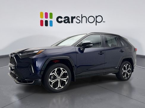 Used 2025 Toyota RAV4 XSE w/ Weather Package AWD/4WD image 1