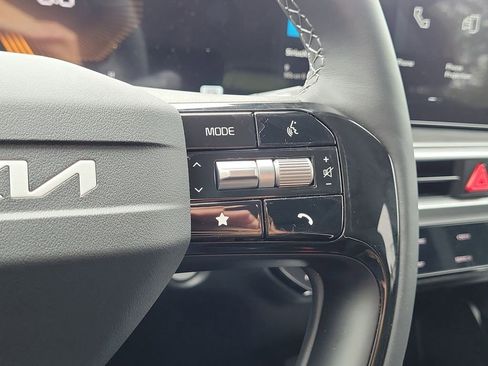 New 2026 Kia Sorento LX FWD image 26
