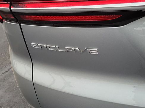 Used 2026 Buick Enclave Preferred image 32