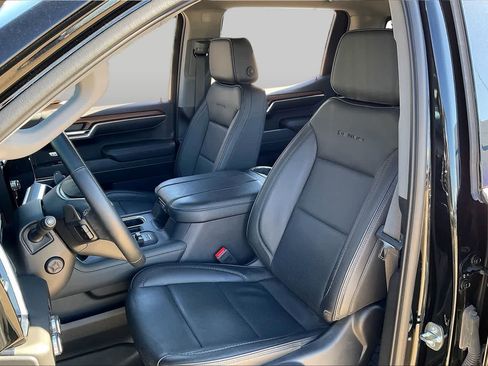 Used 2023 GMC Sierra 1500 Denali AWD/4WD image 9