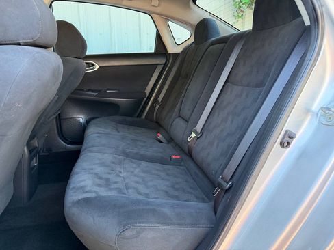 Used 2013 Nissan Sentra SV FWD image 28