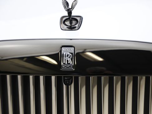 Certified 2025 Rolls-Royce Spectre Black Badge image 30